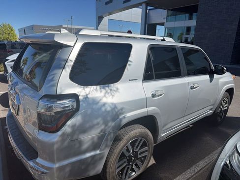 Used 2016 Toyota 4Runner Limited AWD/4WD image 7