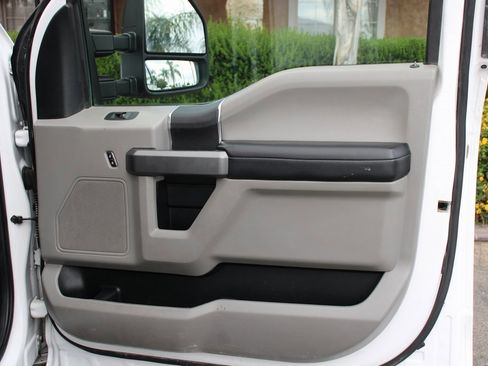 Used 2019 Ford F450 XLT image 34