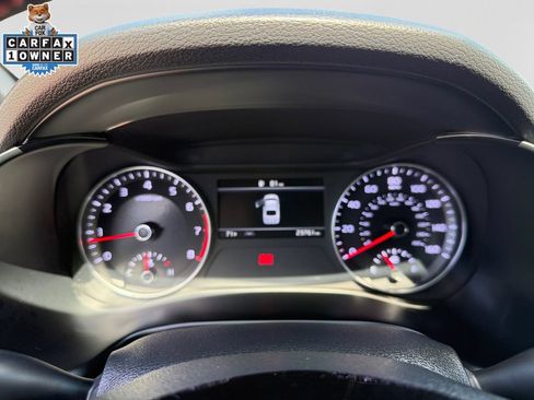 Certified 2022 Kia Forte GT FWD image 29