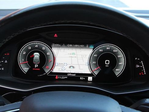 Used 2021 Audi Q8 Prestige w/ Prestige Package image 32