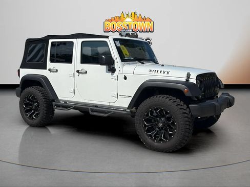 Used 2018 Jeep Wrangler Unlimited Sport AWD/4WD image 10