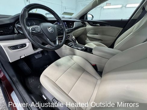 Used 2019 Buick Regal Essence w/ Driver Confidence Package I FWD image 13