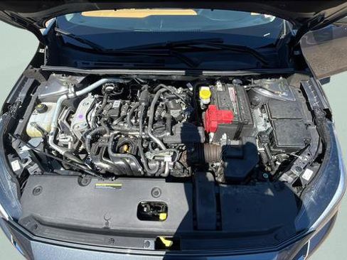 Used 2025 Nissan Sentra SV w/ SV Premium Package FWD image 29