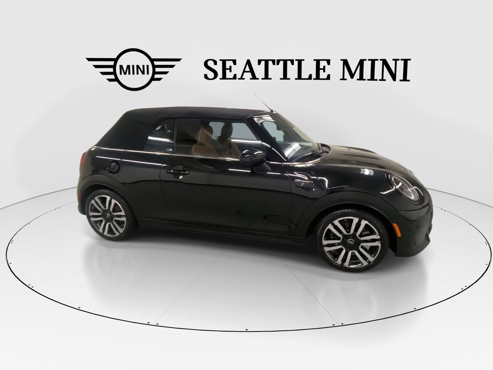 Used 2024 MINI Cooper S w/ Signature Upholstery Package FWD image 13