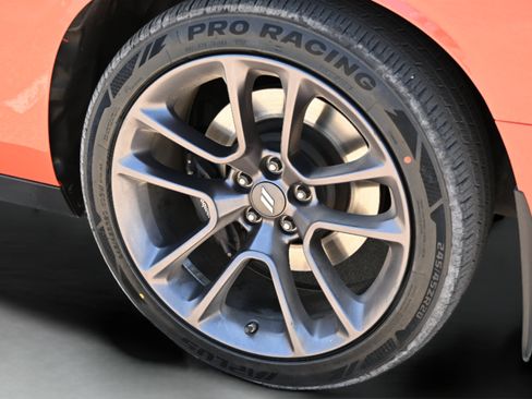 Used 2021 Dodge Challenger R/T Scat Pack RWD image 33