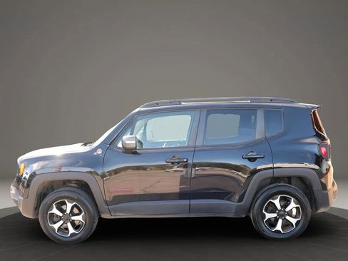 Used 2019 Jeep Renegade Trailhawk image 3
