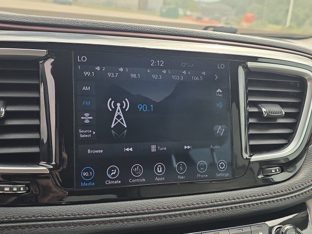 Used 2019 Chrysler Pacifica Limited w/ Advanced Safetytec Group FWD image 23