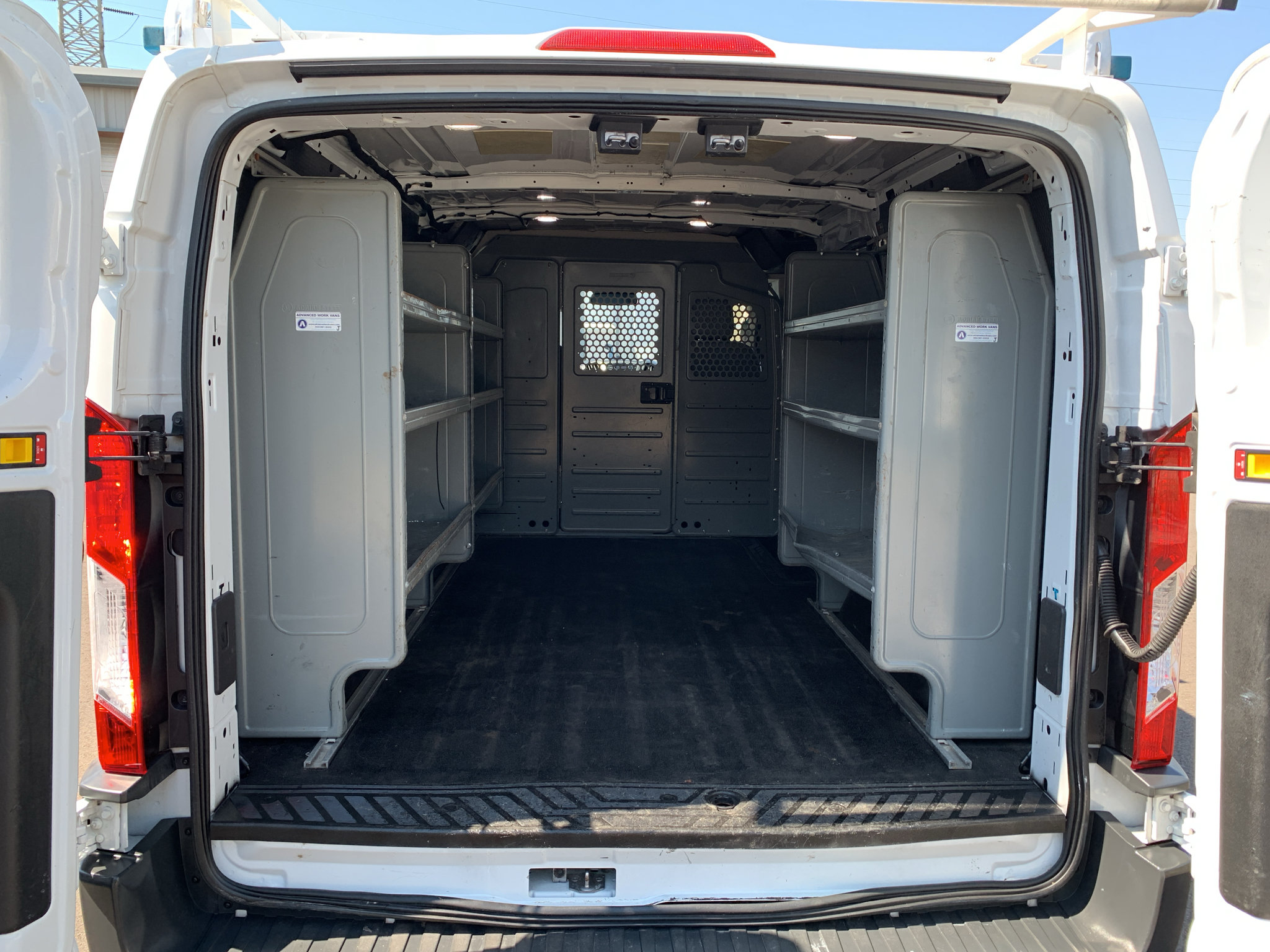 Used 2018 Ford Transit 150 130 Low Roof RWD image 28