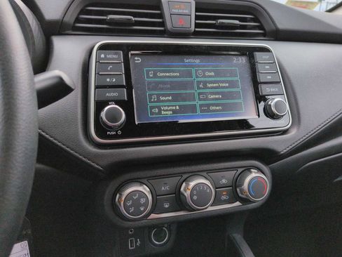 Used 2024 Nissan Versa S image 27