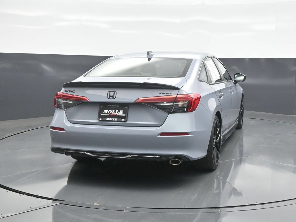 Used 2024 Honda Civic Sport image 6