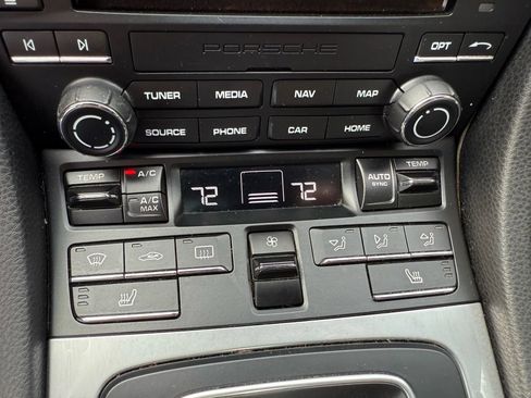 Used 2017 Porsche 718 Cayman S image 31