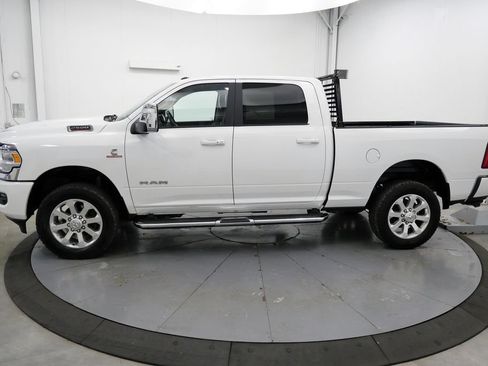 Used 2023 RAM 2500 Laramie AWD/4WD image 4
