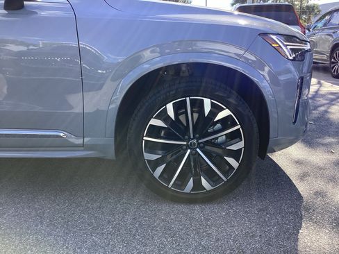 Used 2025 Volvo XC90 B6 Core w/ Protection Package Premier image 13