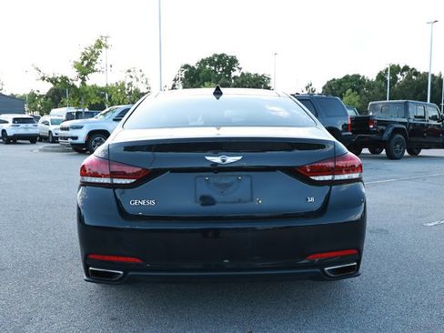 Used 2015 Hyundai Genesis 3.8 w/ Option Group 02 image 4