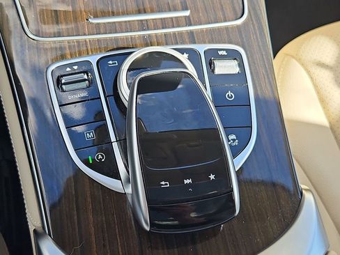 Used 2018 Mercedes-Benz GLC 300 GLC 300 image 30