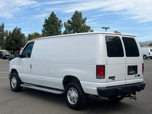 Used 2014 Ford E-250 and Econoline 250 w/ Power Group RWD image 5