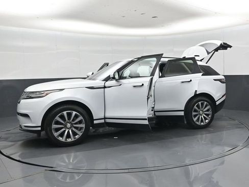 Used 2018 Land Rover Range Rover Velar S AWD/4WD image 51
