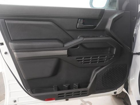 Used 2024 Toyota Tacoma SR5 image 23