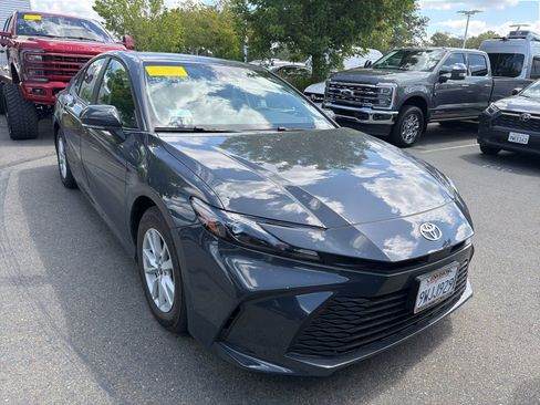Used 2026 Toyota Camry LE w/ Convenience Package FWD image 2