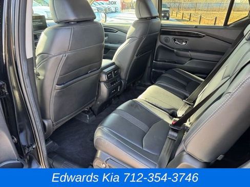 Used 2023 Honda Pilot EX-L image 12