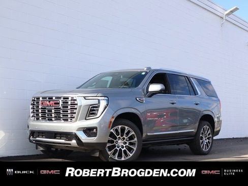 New 2026 GMC Yukon Denali w/ Sun & Power Step Package AWD/4WD image 1