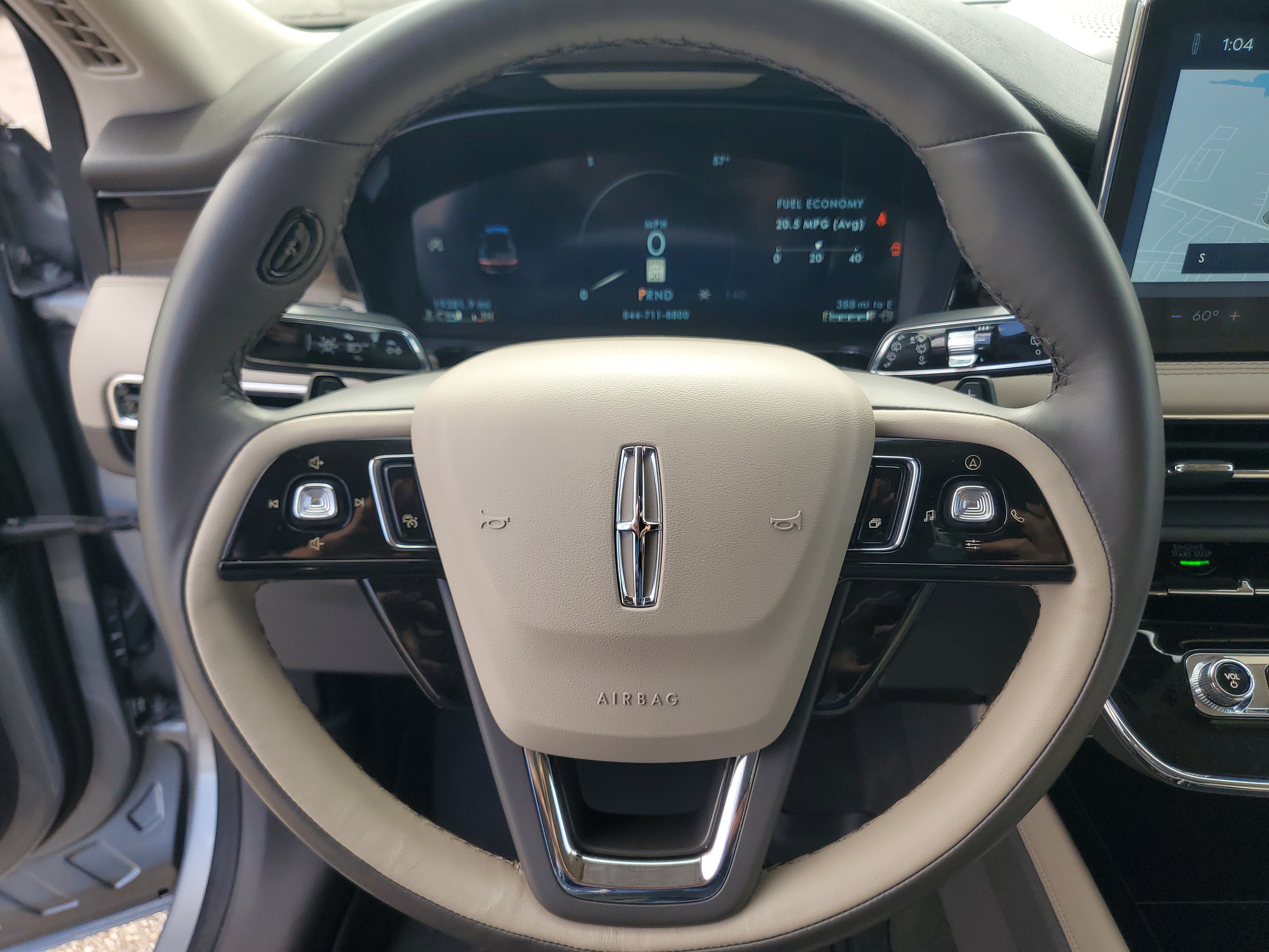 Certified 2024 Lincoln Corsair Reserve w/ Jet Appearance Package AWD/4WD image 14