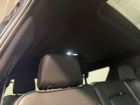 Used 2024 GMC Yukon Denali image 15