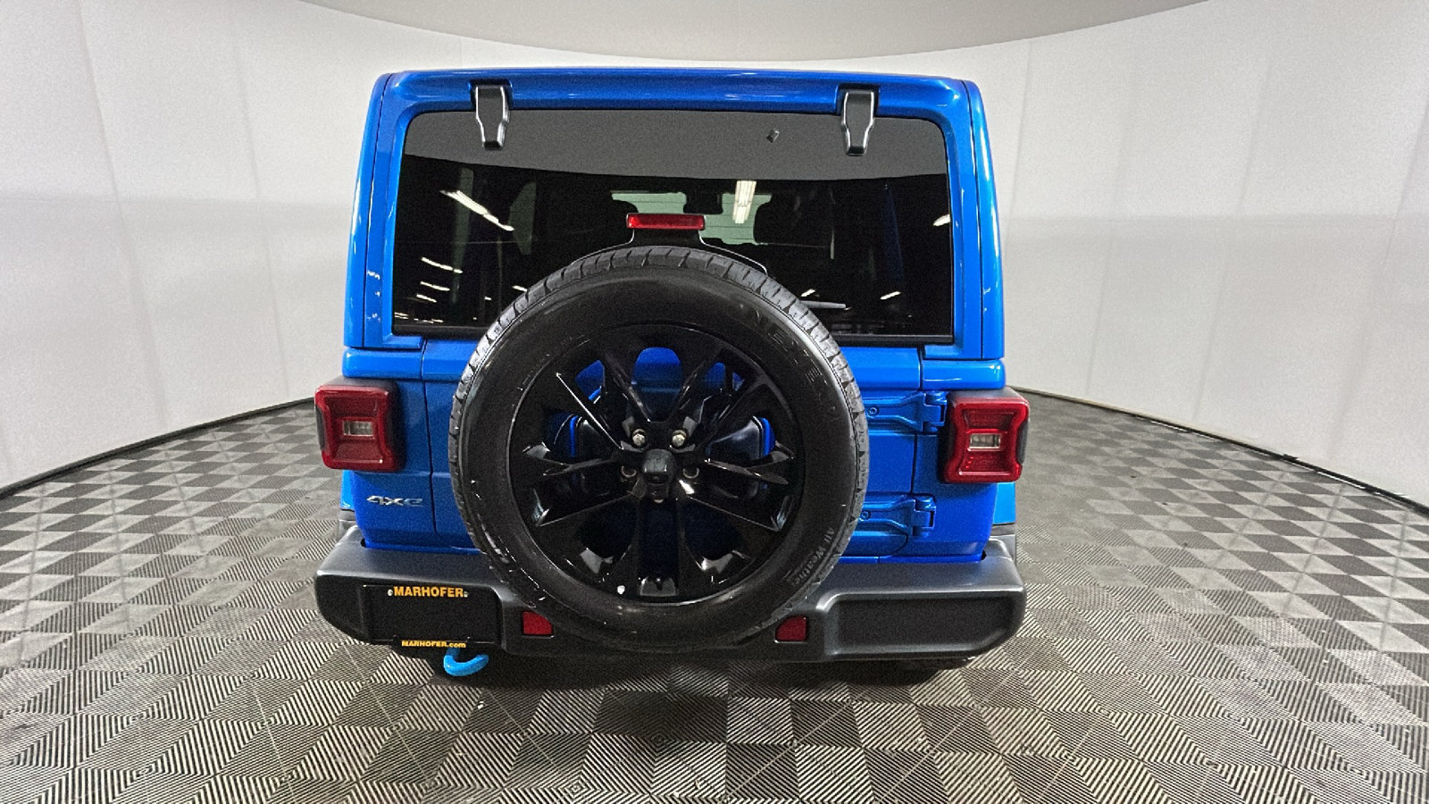 Used 2024 Jeep Wrangler Unlimited Sahara AWD/4WD image 4