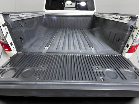 Used 2017 Nissan Titan Platinum Reserve RWD image 17