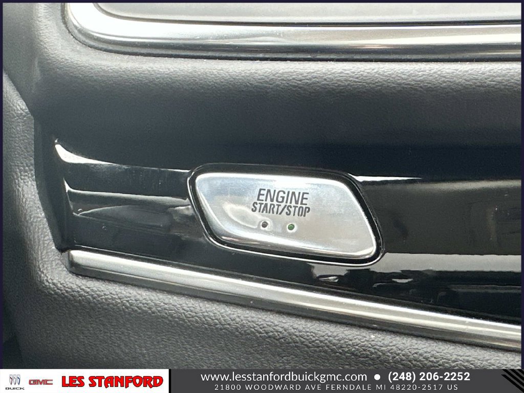 Used 2023 Buick Enclave Avenir AWD/4WD image 29
