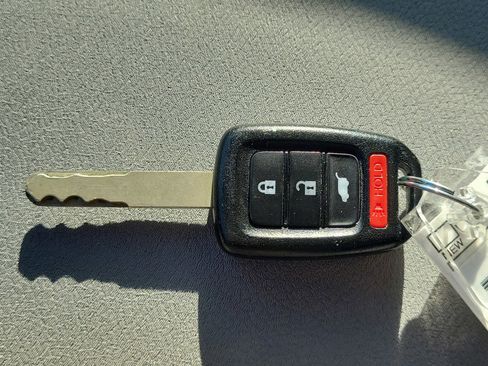 Used 2019 Honda CR-V LX image 33