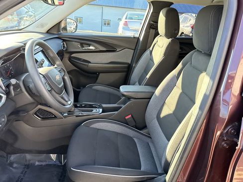 Used 2023 Chevrolet TrailBlazer LT w/ Convenience Package image 15