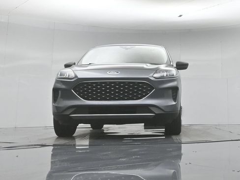 Used 2022 Ford Escape SE FWD image 42