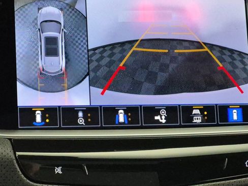 New 2026 Cadillac XT5 Sportv w/ LPO, Floor Liner Package image 31