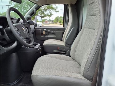 New 2025 Chevrolet Express 3500 w/ Power Convenience Package image 6