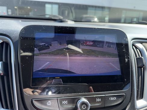 Used 2020 Chevrolet Malibu LS image 12