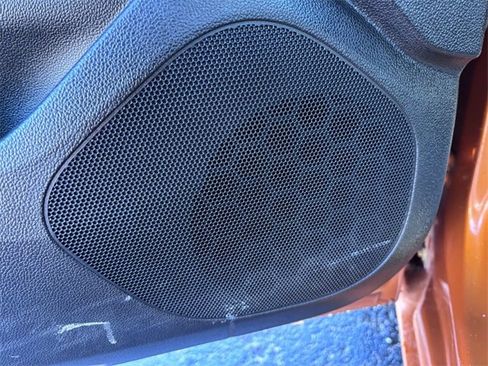 Used 2017 Chevrolet Cruze LT w/ Convenience Package image 14