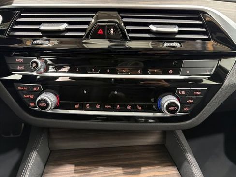 Certified 2023 BMW 540i xDrive w/ M Sport Package image 36