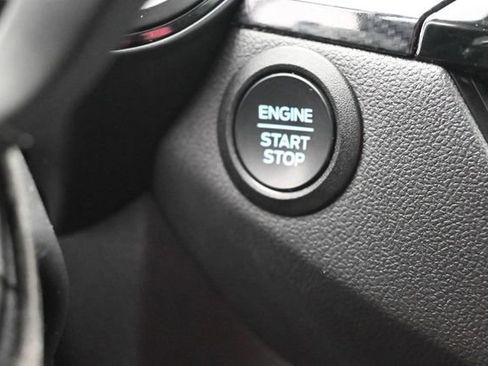 Used 2025 Ford Escape ST-Line AWD/4WD image 22