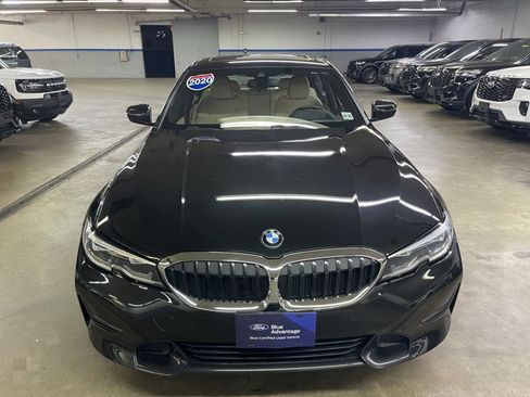Used 2020 BMW 330i xDrive Sedan w/ Premium Package image 2