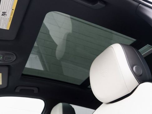 New 2026 Porsche Cayenne S image 30