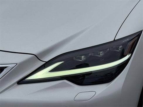 Certified 2023 Lexus LS 500 AWD w/ Luxury Package image 9
