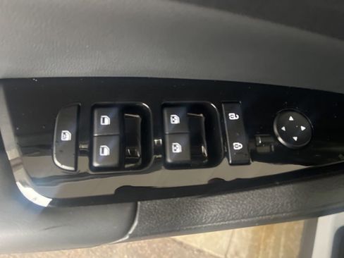 Certified 2023 Kia Sportage SX image 49