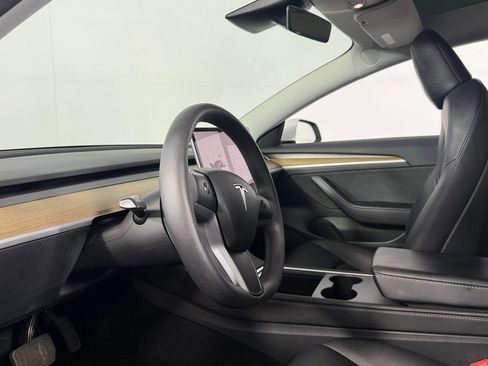 Used 2023 Tesla Model 3 Standard Range RWD image 21