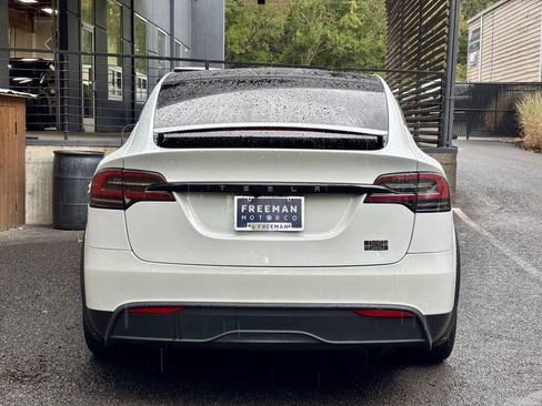 Used 2023 Tesla Model X Plaid AWD/4WD image 5