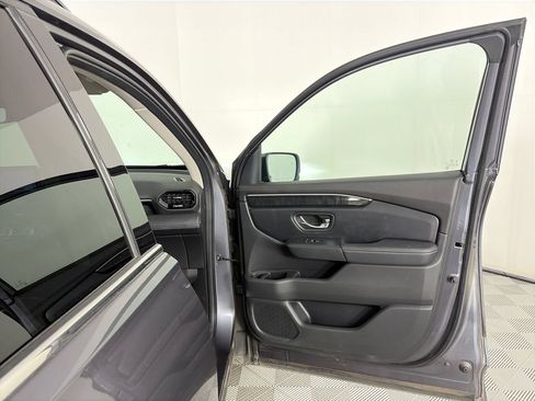 Used 2023 Honda Pilot Elite image 29
