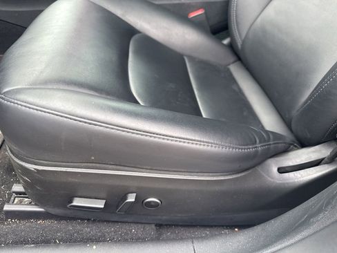 Used 2023 Tesla Model 3 Standard Range image 11