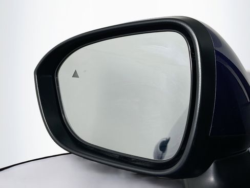 Used 2023 Nissan Rogue SV image 16