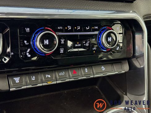 Used 2024 GMC Sierra 2500 Denali w/ Denali Reserve Package image 16