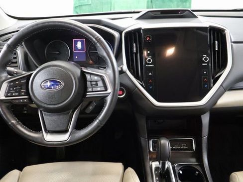 Used 2023 Subaru Ascent Limited w/ Technology Package image 16